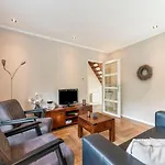 Holiday home In With Garden *