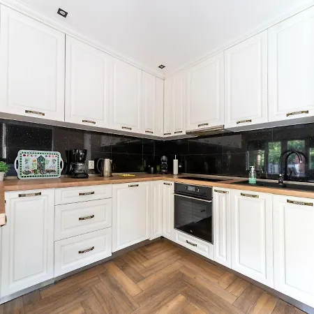 Vakantiehuis In With Garden *