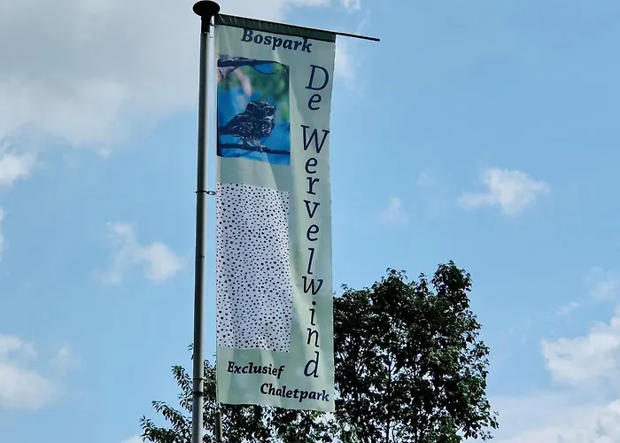 Dom wakacyjny In With Garden *